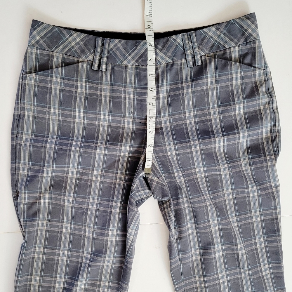 ExpressCroppedPants - Picture 4 of 11